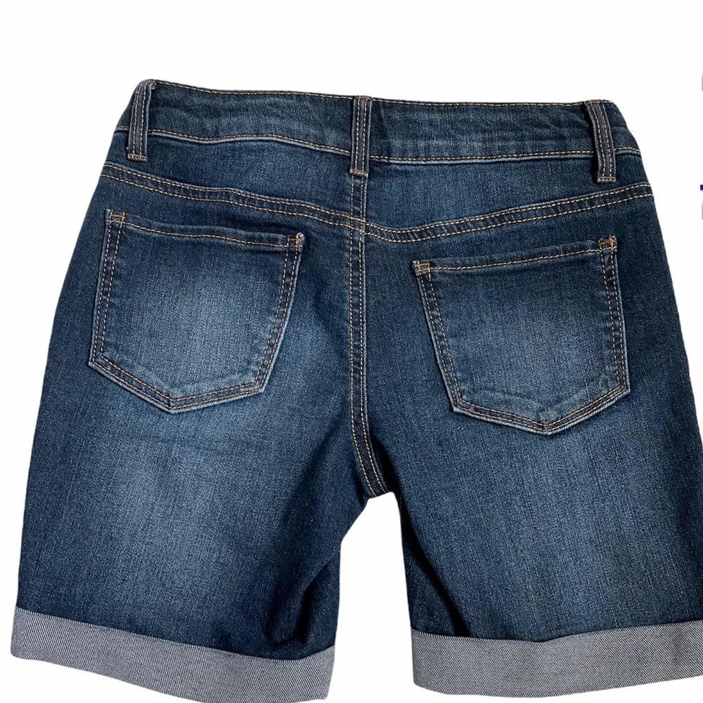 Girl’s Shorts - Four Pieces - Picture 4 of 11